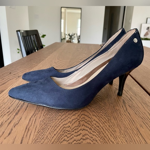 Calvin Klein Shoes - Calvin Klein Nadine Pumps Navy